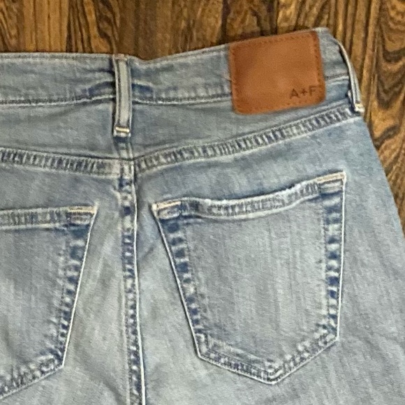 Abercrombie & Finch Rustin Athletic Slim Jeans - Picture 3 of 3